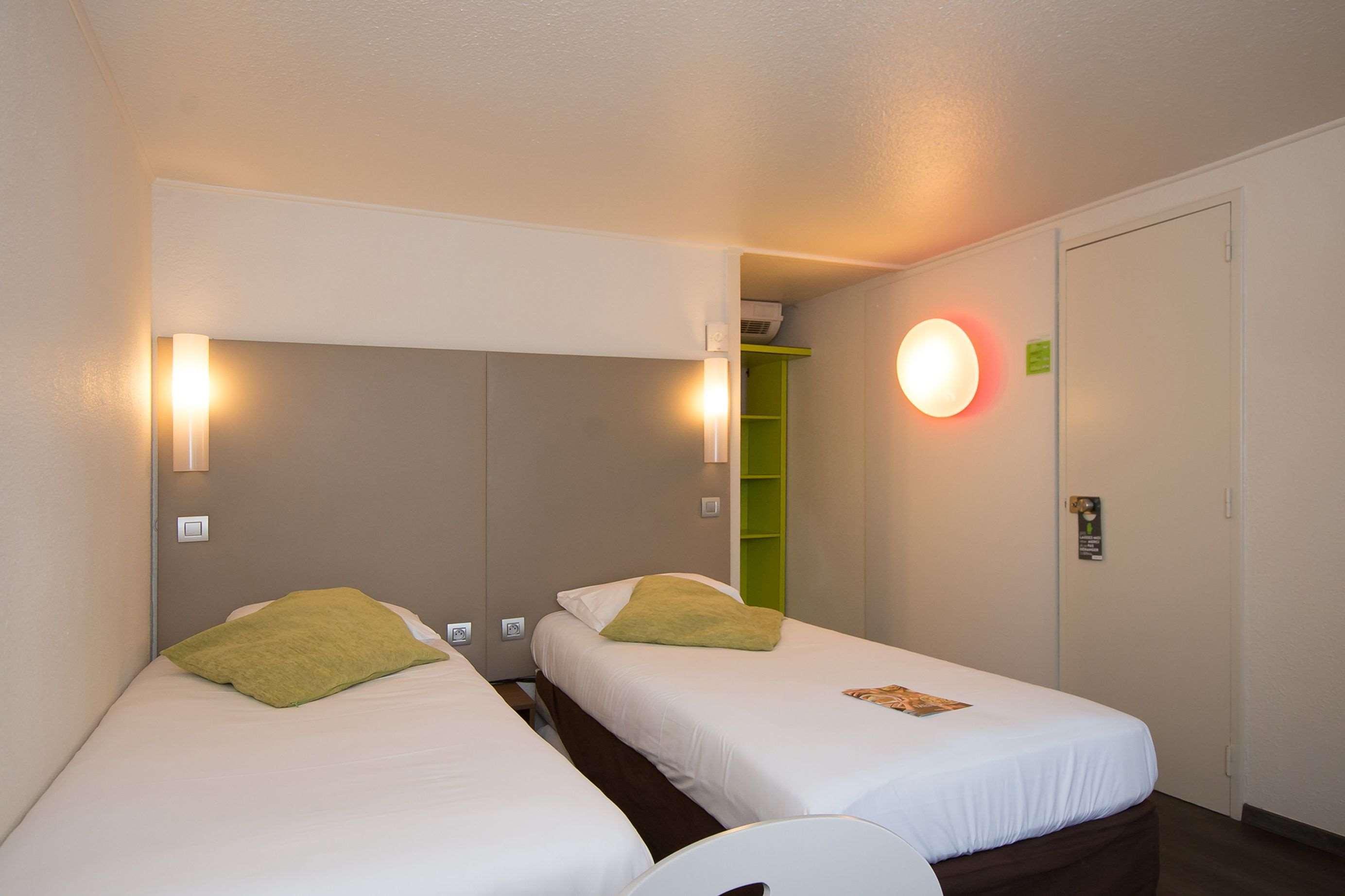 Campanile Reims Ouest - Tinqueux Hotel Bagian luar foto