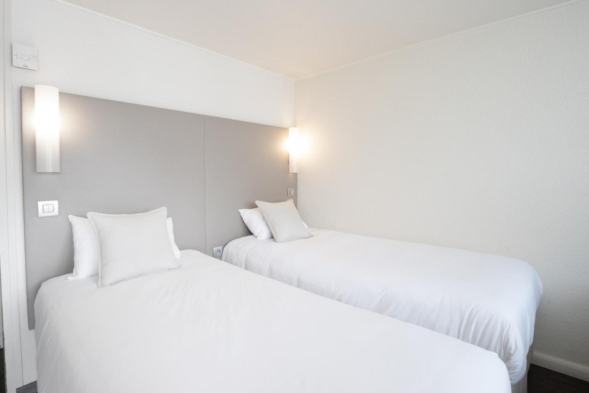 Campanile Reims Ouest - Tinqueux Hotel Bagian luar foto